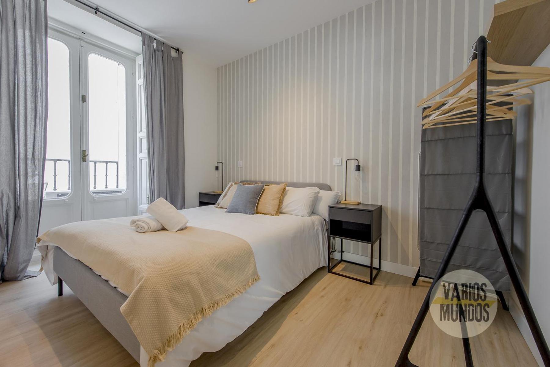 Spacious New Aparment Para 8Pax En La Plaza De Tirso E1 Madrid Exterior foto